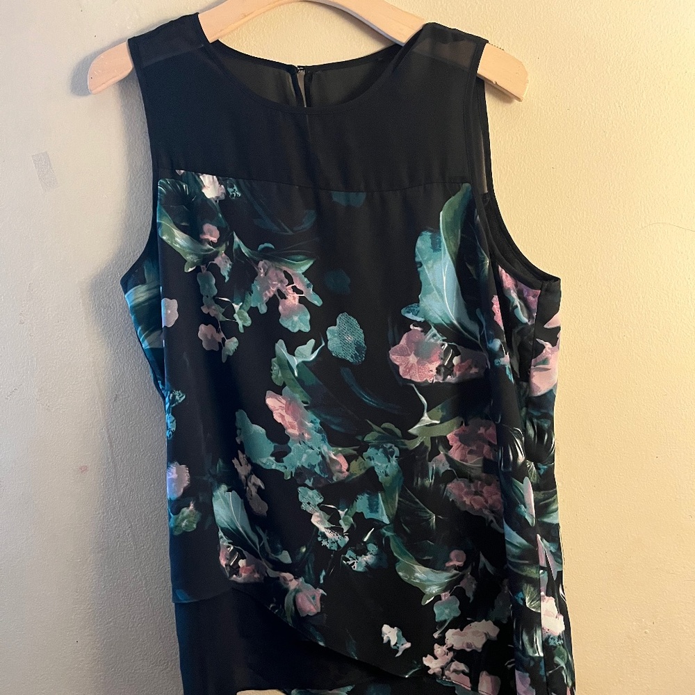 Zac and Rachel floral top